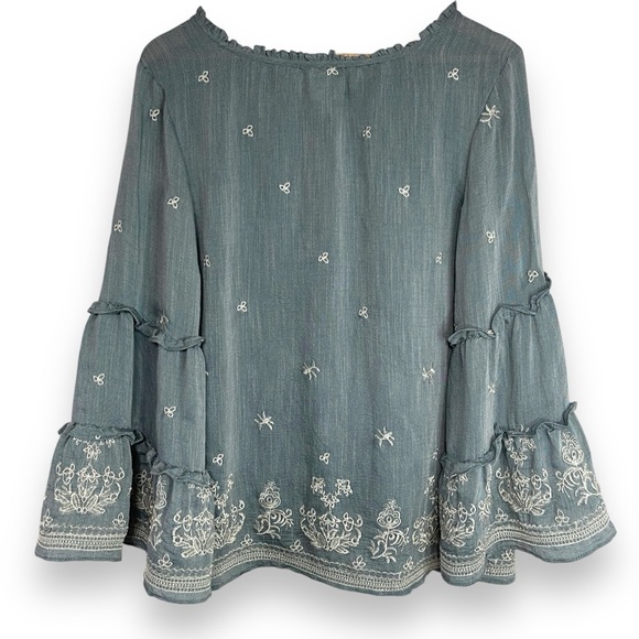 Fig & Flower Shirt Womens S Boho Bell Sleeve Floral Embroidery NWT - Picture 14 of 16